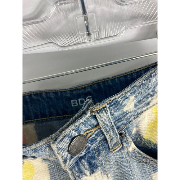 BDG High Rise Dree Paint Splatter Cheeky Cutoff Jean Shorts Size 25W - Picture 3 of 8